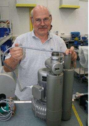 Петер Хазенауер, головний інженер-електрик компанії M+W Group Петер Хазенауер, головний інженер-електрик компанії M+W Group